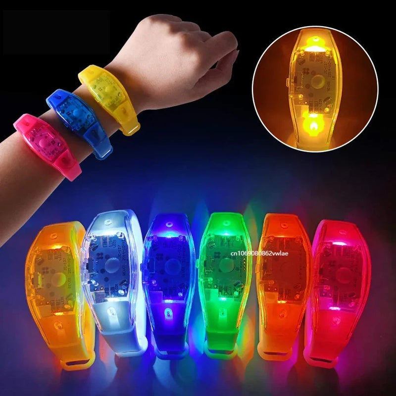 Pulseiras LED Ativadas por Som e Música 🎉🕺 - Desconto Progessivo de até 65%