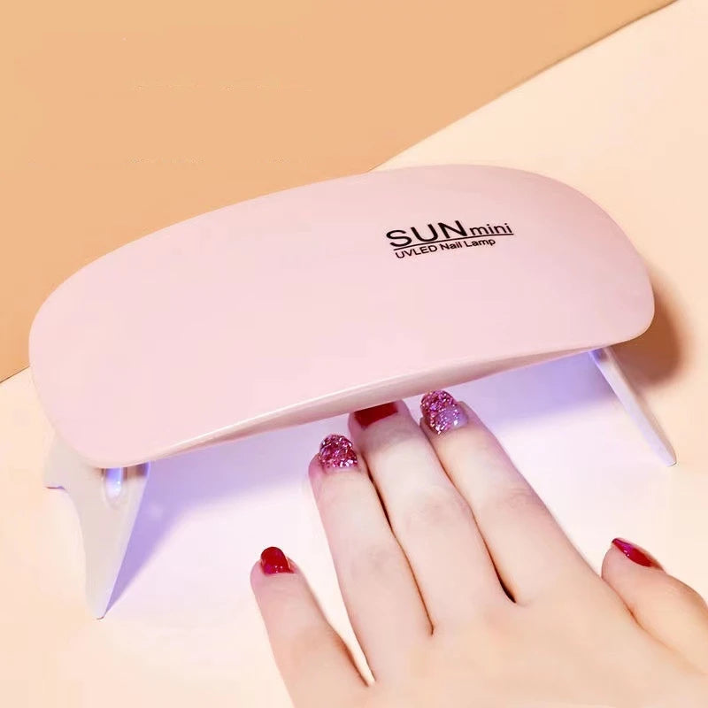 Mini Secador de Unhas LED UV Portátil 6W Dobrável - Eficiente e Compacto 💅